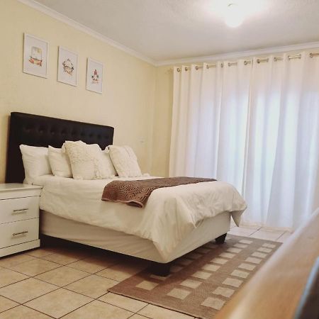 Hatfield Grosvenor Private Apartments Pretoria Exterior photo